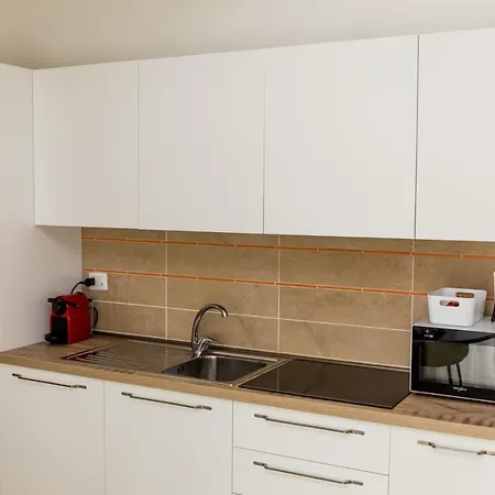 Дом отдыха Marevasto - Marina