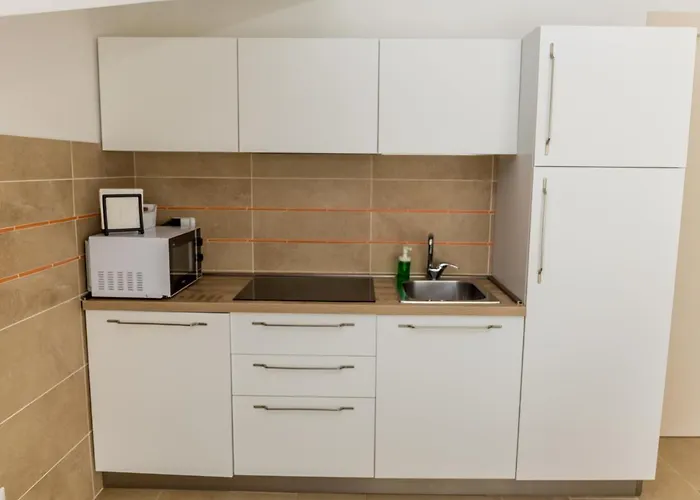 Marevasto - Marina * Васто