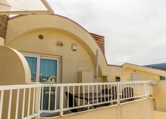 Дом отдыха Marevasto - Marina